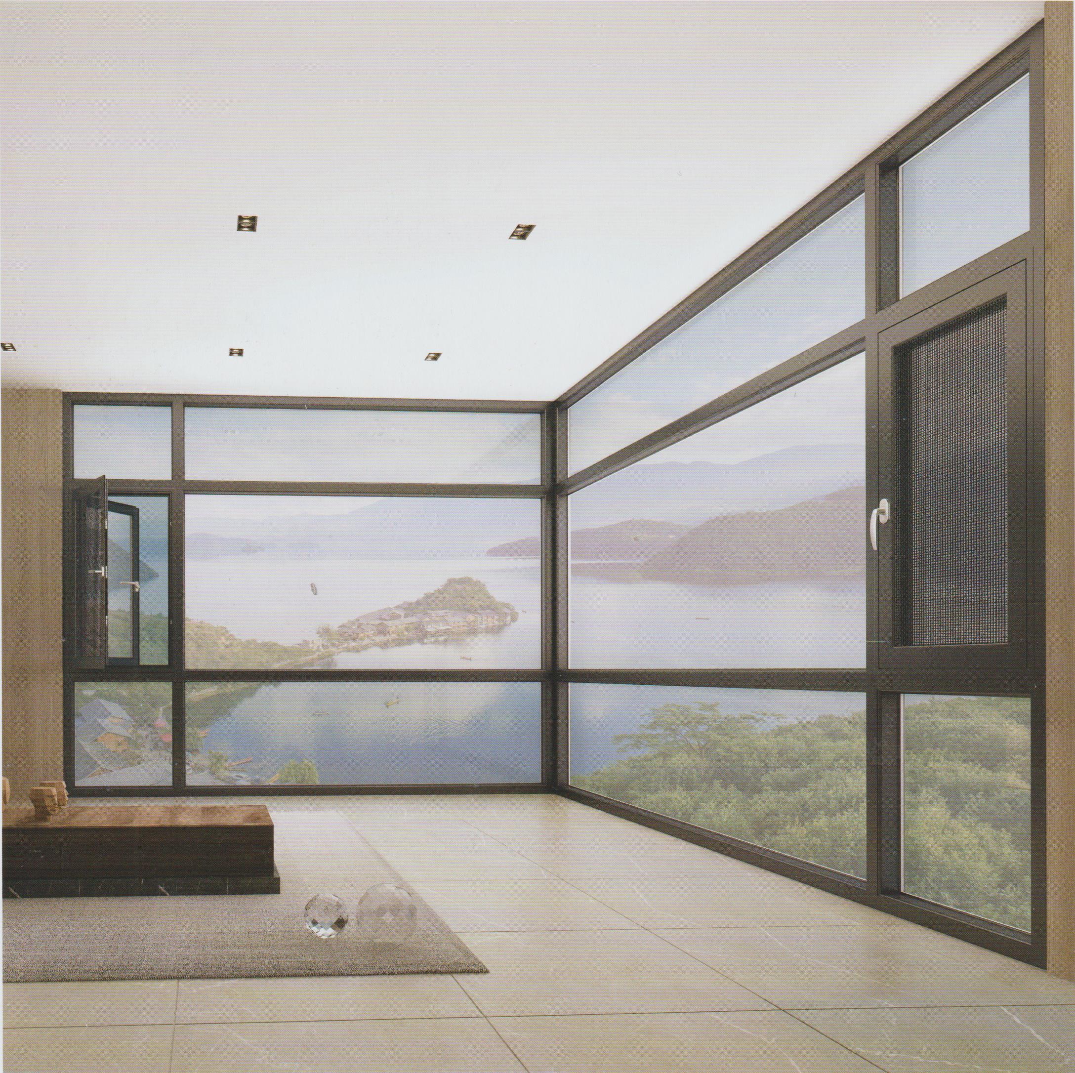 断桥铝封阳台.jpg 断桥铝封阳台.jpg