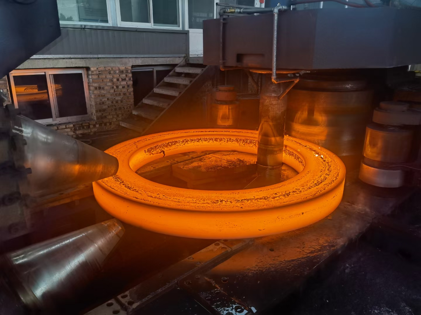 2024奥运夺冠30CrMo锻打件调质硬度