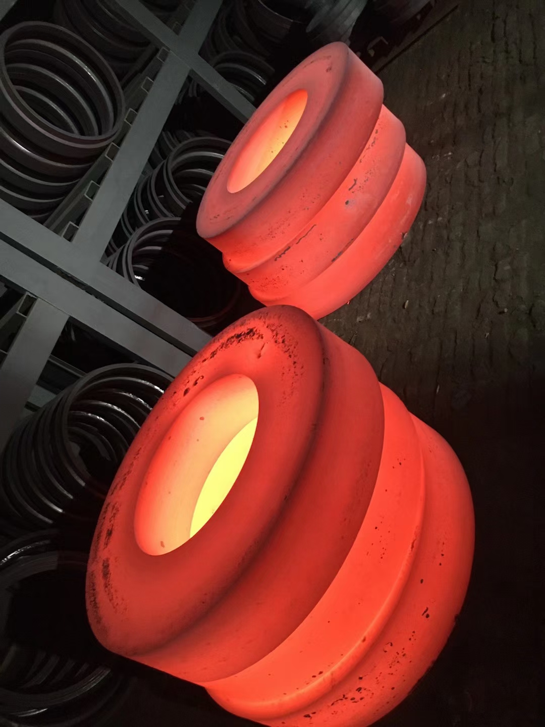 无锡锻造厂锻造件Q345D热处理温度交货