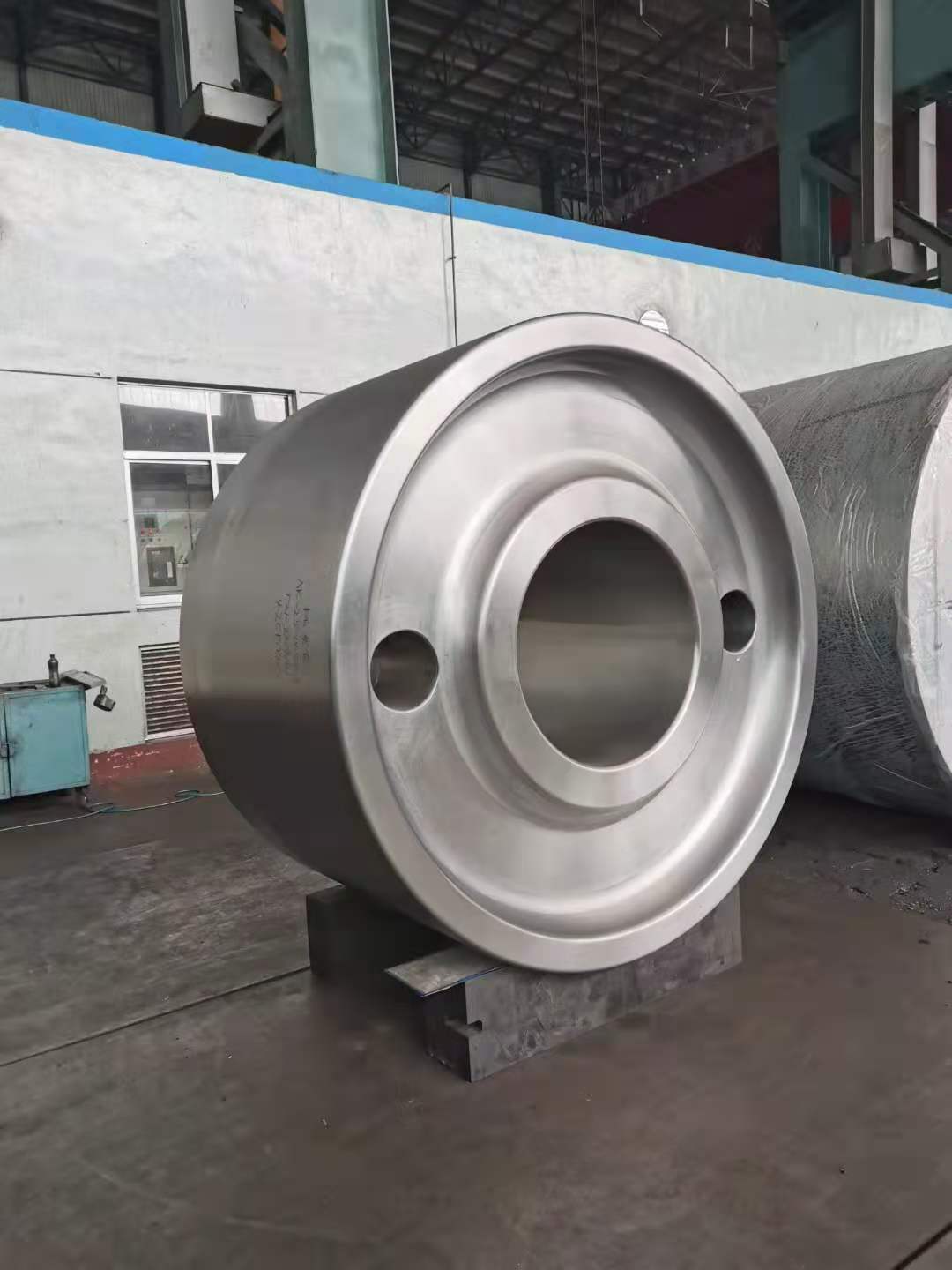 锻造之乡60CrMnMo锻圆锻造厂家直销