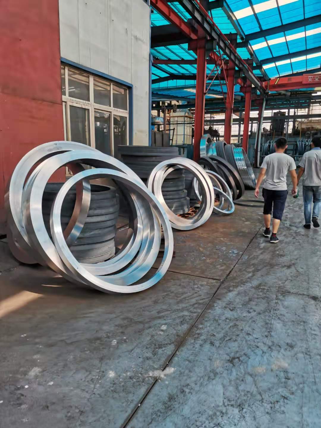 章丘锻造4130齿轮轴调质硬度