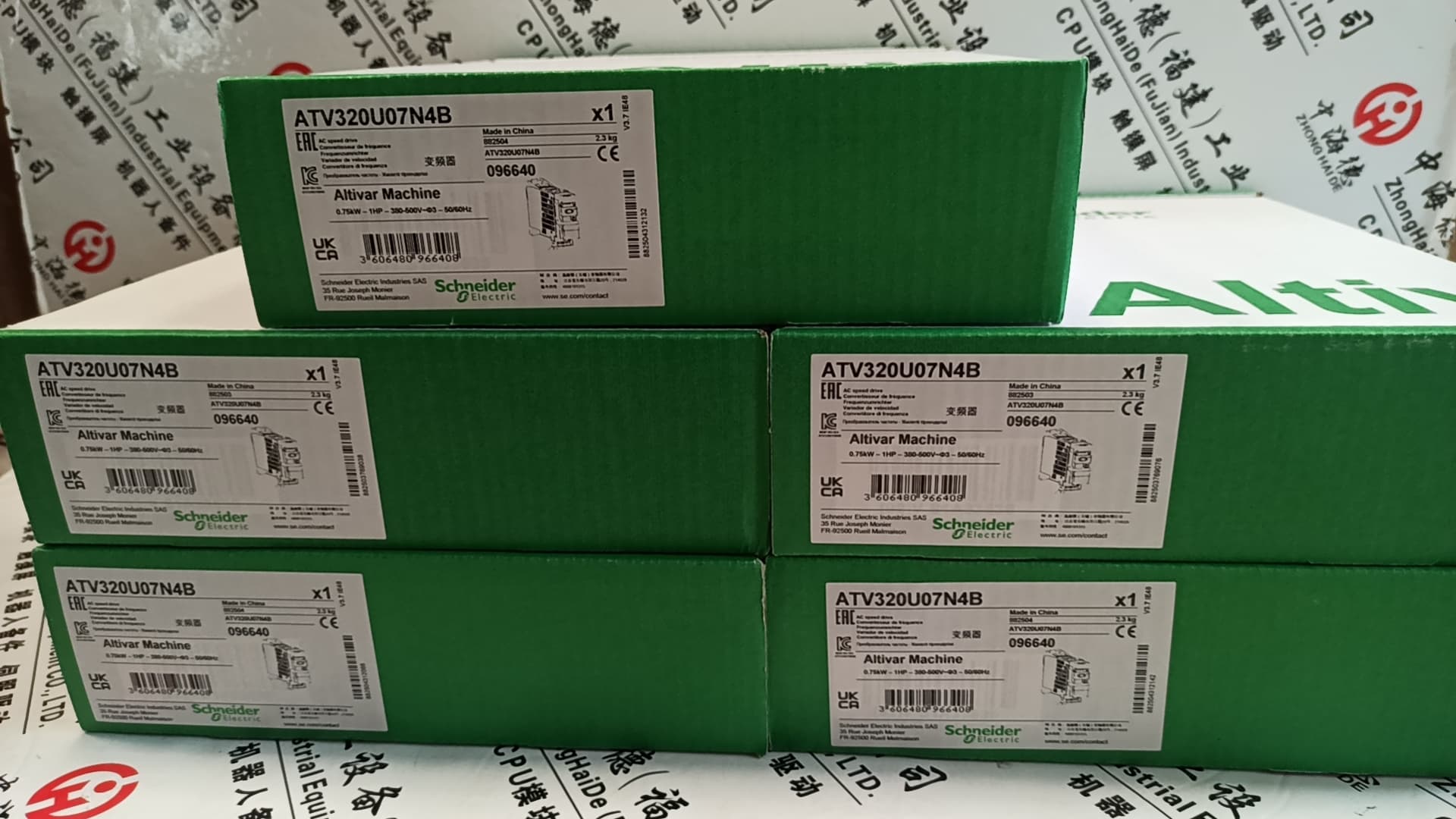 施耐德 PM5563 METSEPM5563原装现货 当地代理