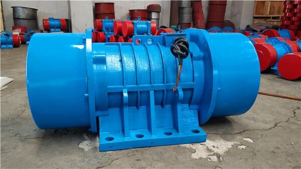 果洛YZQ100-8微型振动电机厂家