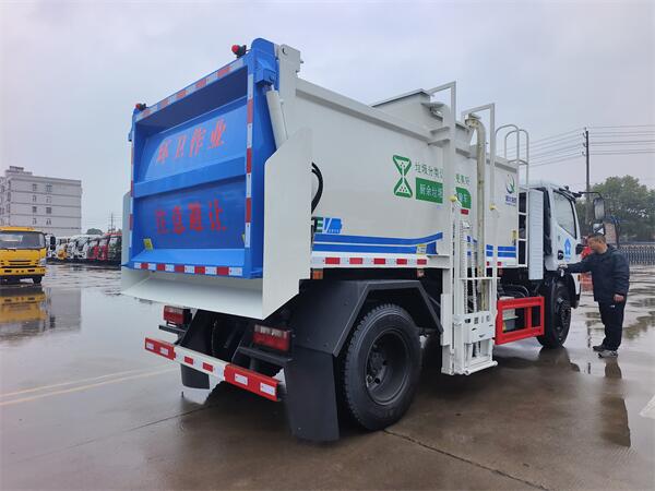 新能源混动泔水车混动泔水车租赁