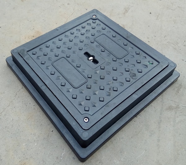 外贸出口欧洲标准方形复合树脂人孔检查井