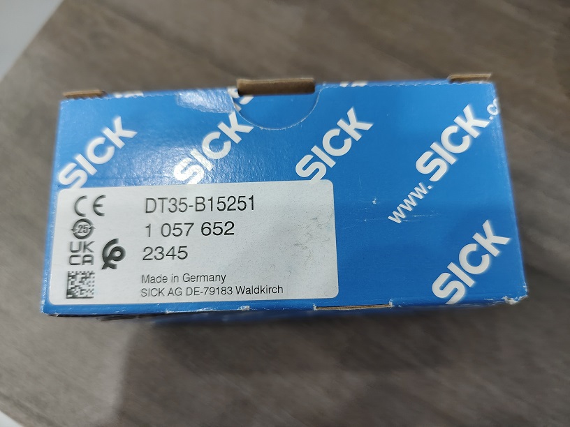 CIMR-AT4A0018FAACIMR-AT4A0018FAA