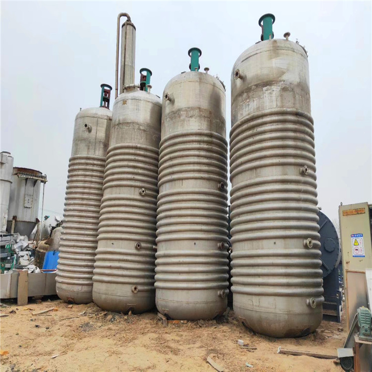 8000´ɷӦ,ʮ߶3ȷӦ