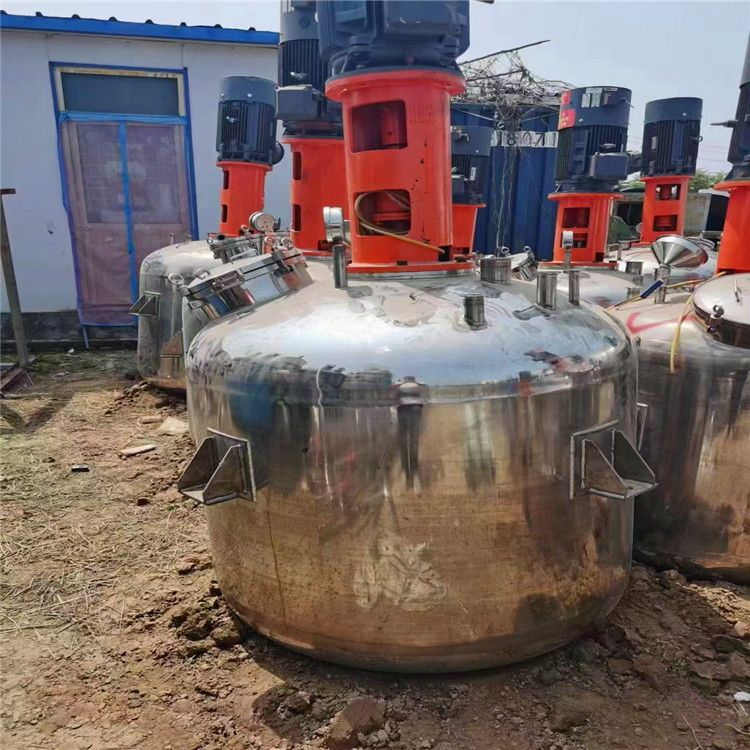 2000升不锈钢反应釜,南昌二手3吨不锈钢加热保温搅拌罐