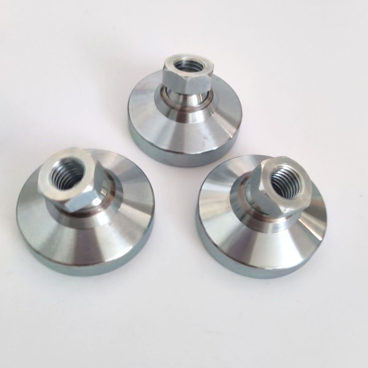 碳钢镀锌内螺纹调节脚厨房橱柜货柜底脚设备平衡支撑脚稳定支架