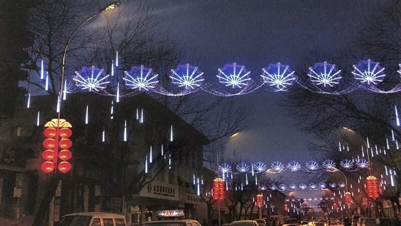 乌海公路亮化灯厂家安装步骤挂件路灯杆亮化