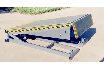 电动液压固定登车桥批发