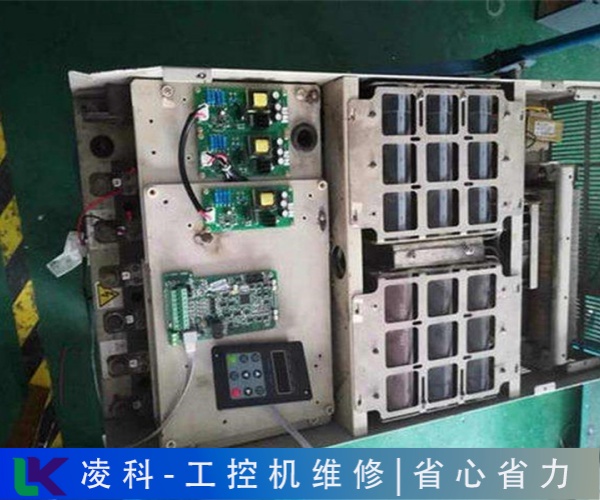 HP惠普工控机显示器信号灯一直闪维修服务好