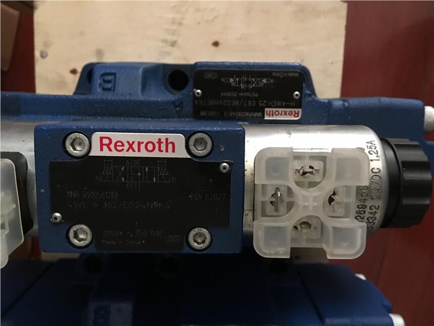 A10VSO100DRS/32R-VPB12N00多诺特电磁阀