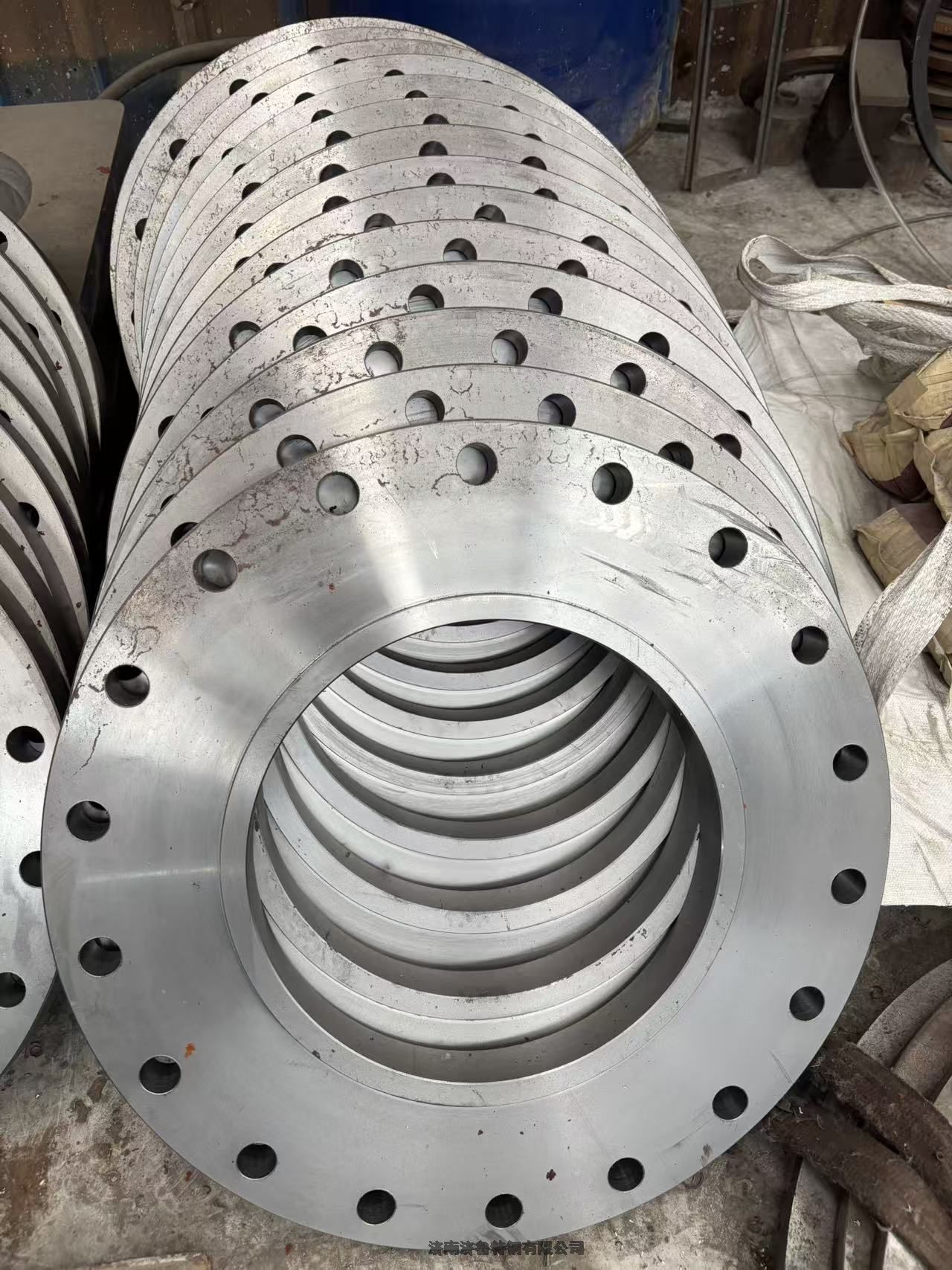 35CrMnSi方钢17Cr2Ni2Mo锻件保探伤性能优