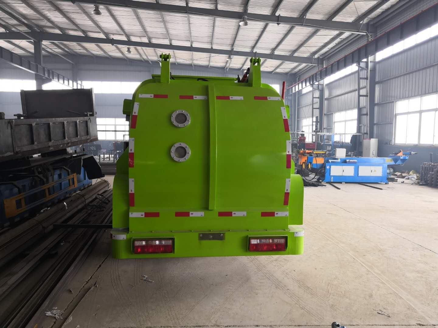 分体式餐厨垃圾车_餐厨垃圾车那个品牌好 _农村适用的经济型餐厨垃圾车