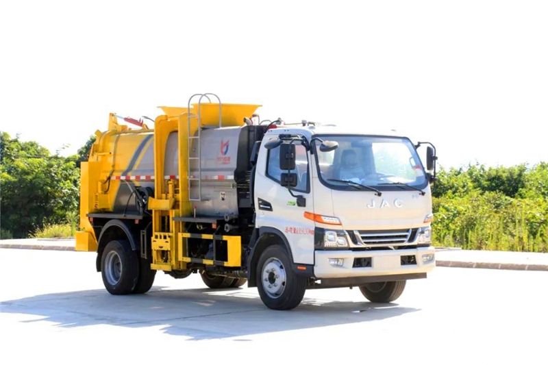 小型餐厨垃圾车(3-5方)_餐厨垃圾车推荐 _餐厨垃圾车的制动系统性能