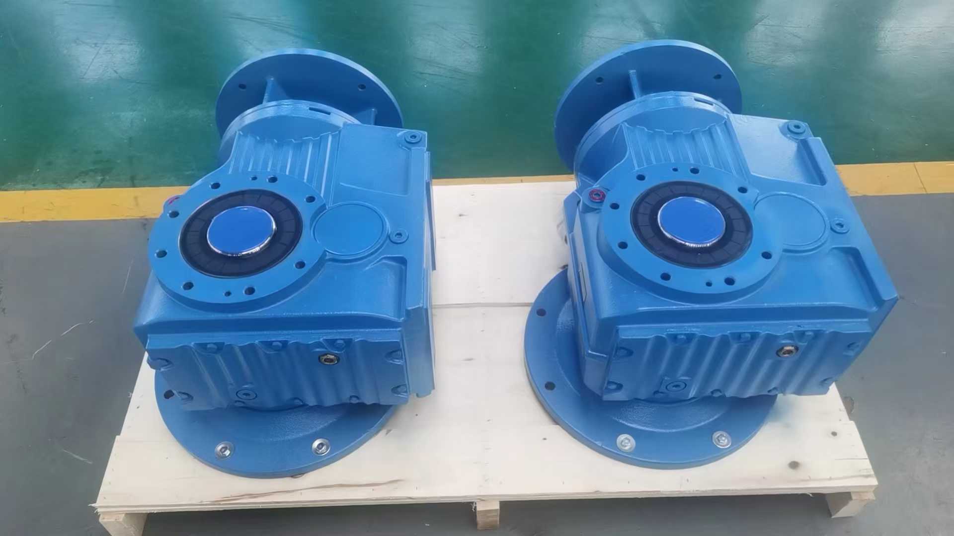 KAF77-Y4KW-43M2AٵT6-2:1-1-1-UD