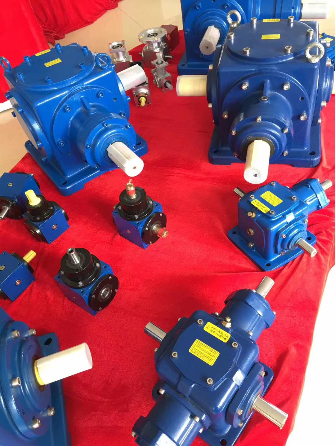 KAF77-Y4KW-43M2AٵT6-2:1-1-1-UD