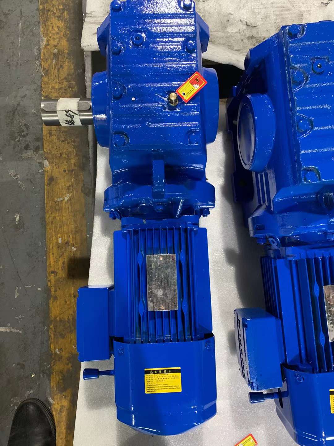 R57-Y0.55KW-120.63M1ֱٻPX60-100-S2