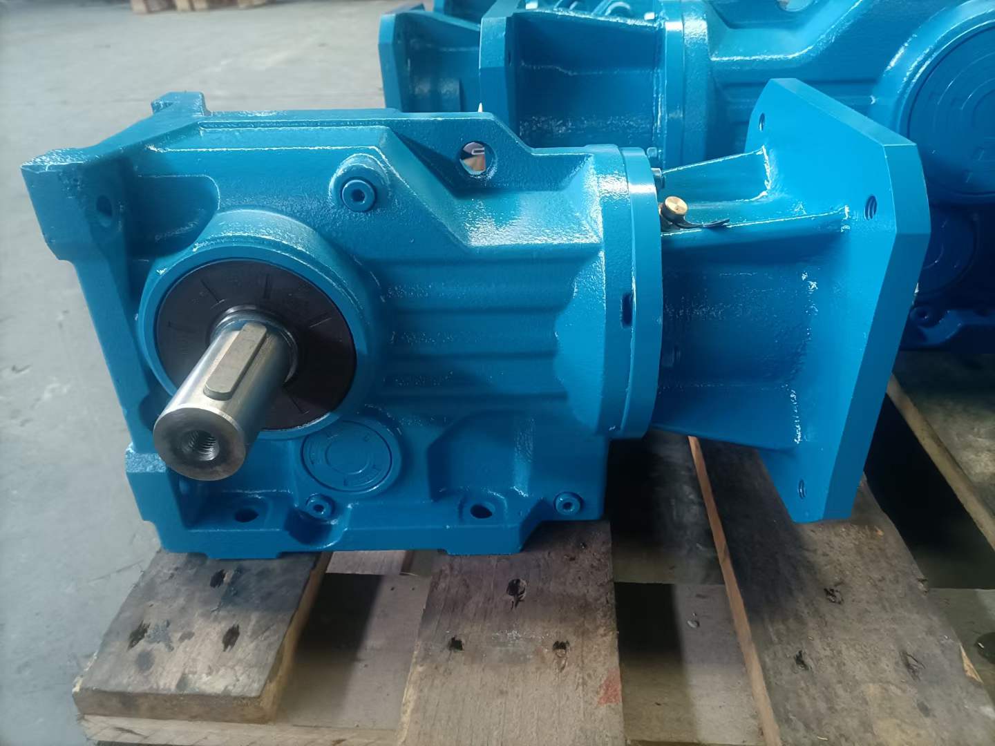 SAF77-YB4KW-4P-45.50ٻB4DV14