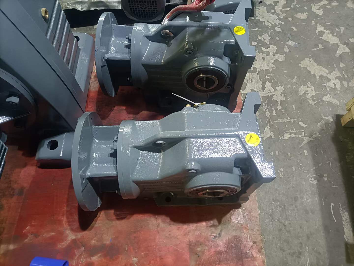 R97-Y7.5KW-37.08M4ٻPX115-070-S2