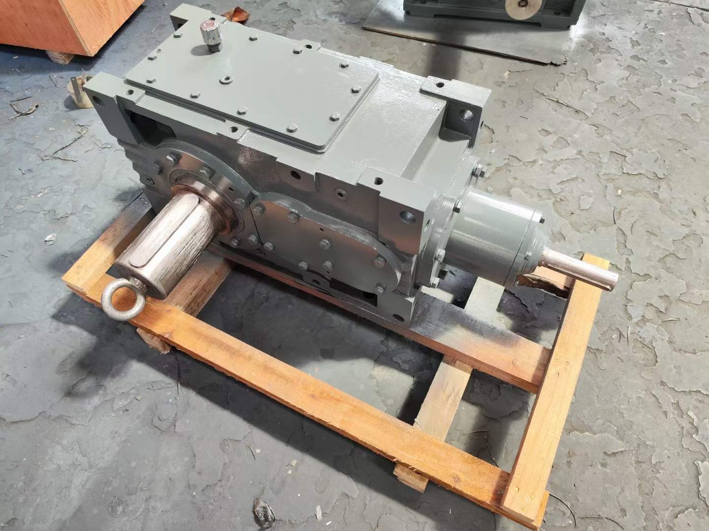 SA87-YEJ7.5KW-39.2PS142-015-L2