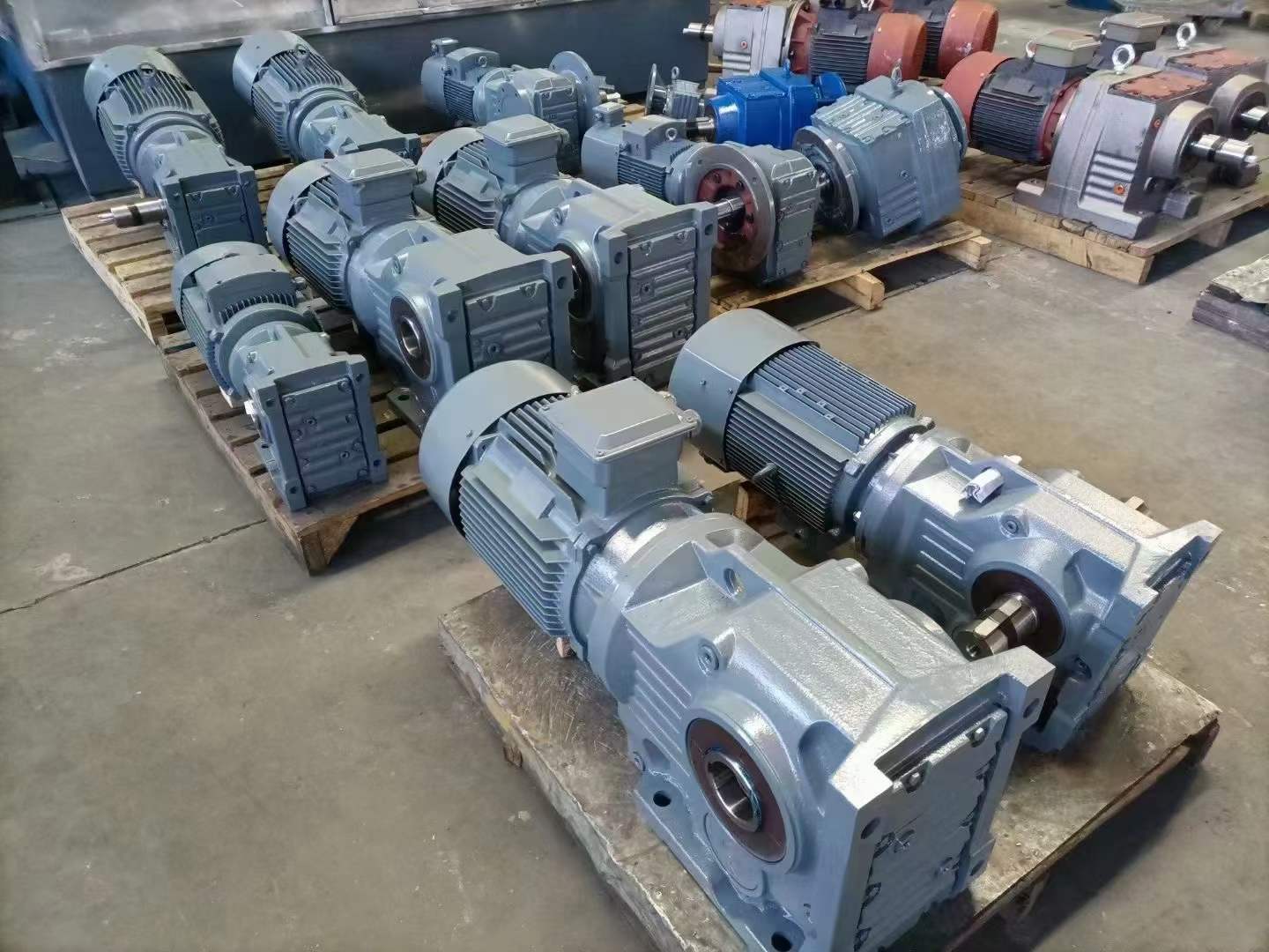 FA87-Y3-38.3H2M3行星减速机PS115-050-S2