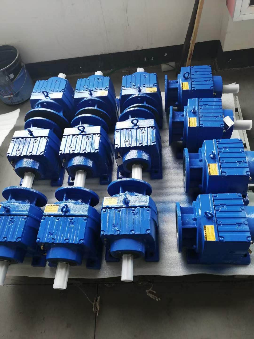 SAF57-YVP0.55-69.39M4AֱǼٻMC2RESF05