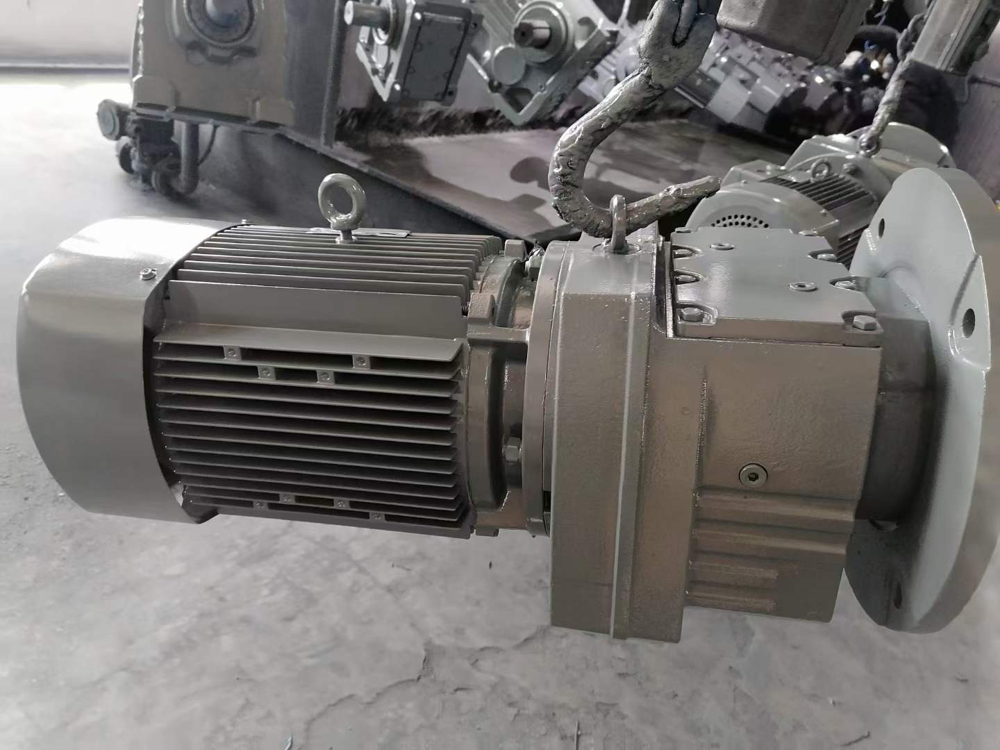 B3SV5-18-CƽмٻM4PVHF30