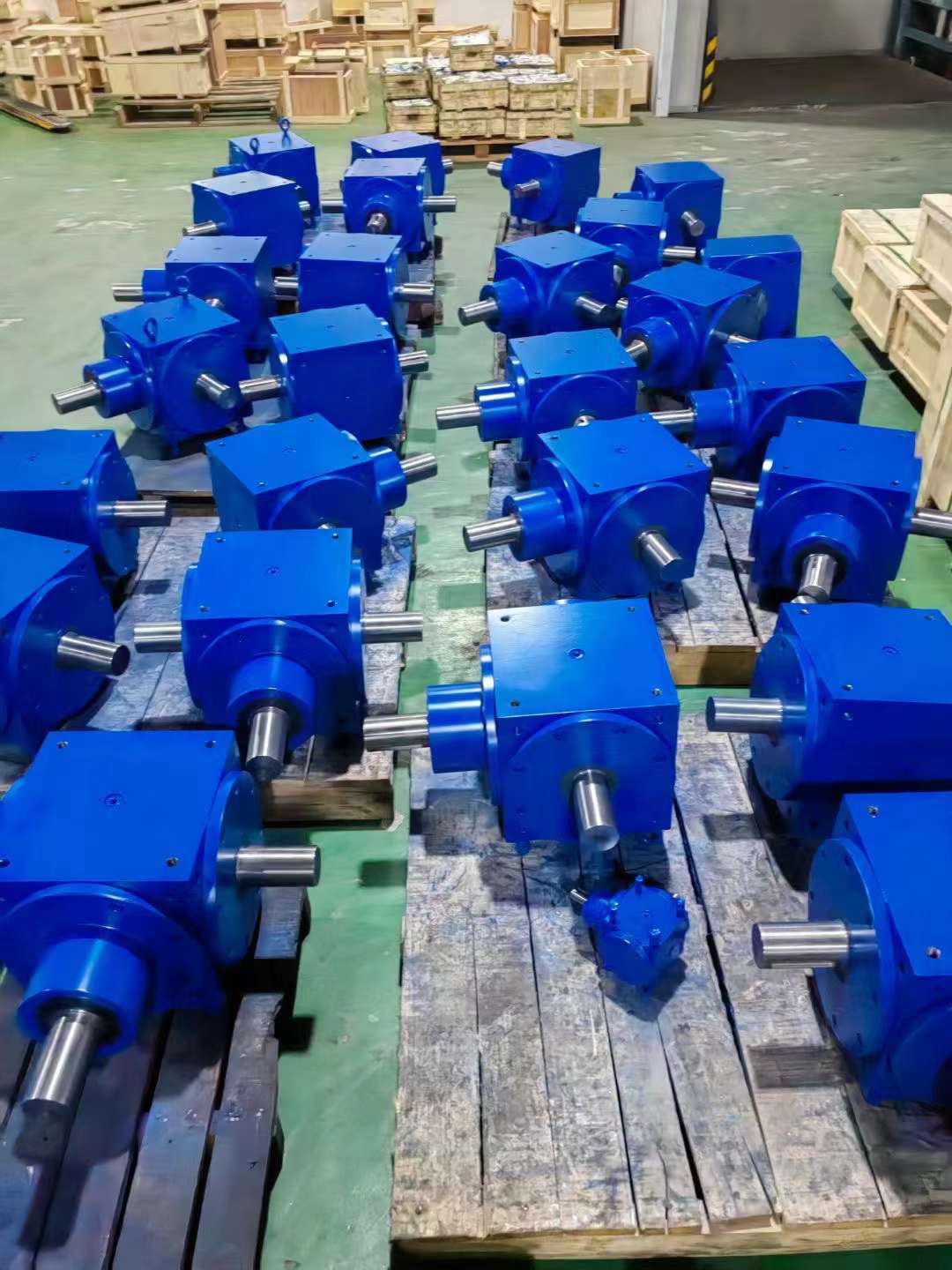 B3SV12-NA21空心轴减速机TRXF128