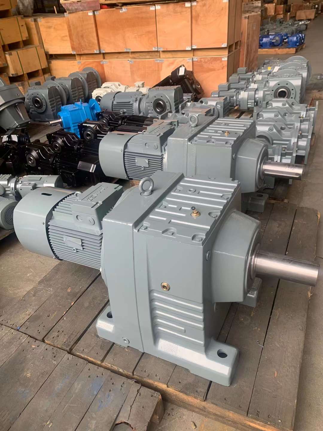 R47-YVP1.5KW-21.81ٻѡWHS200