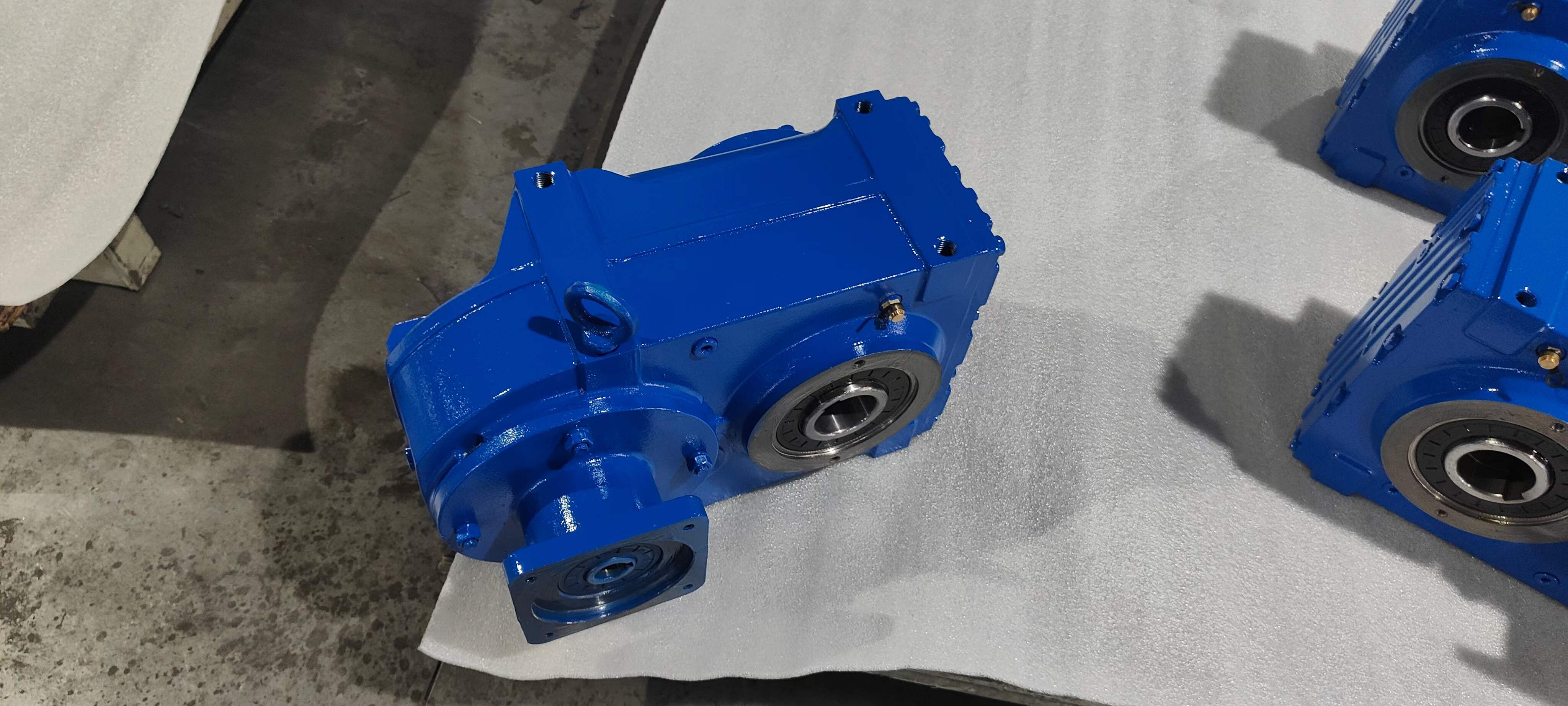 SA87-YEJ7.5KW-39.2PS142-015-L2