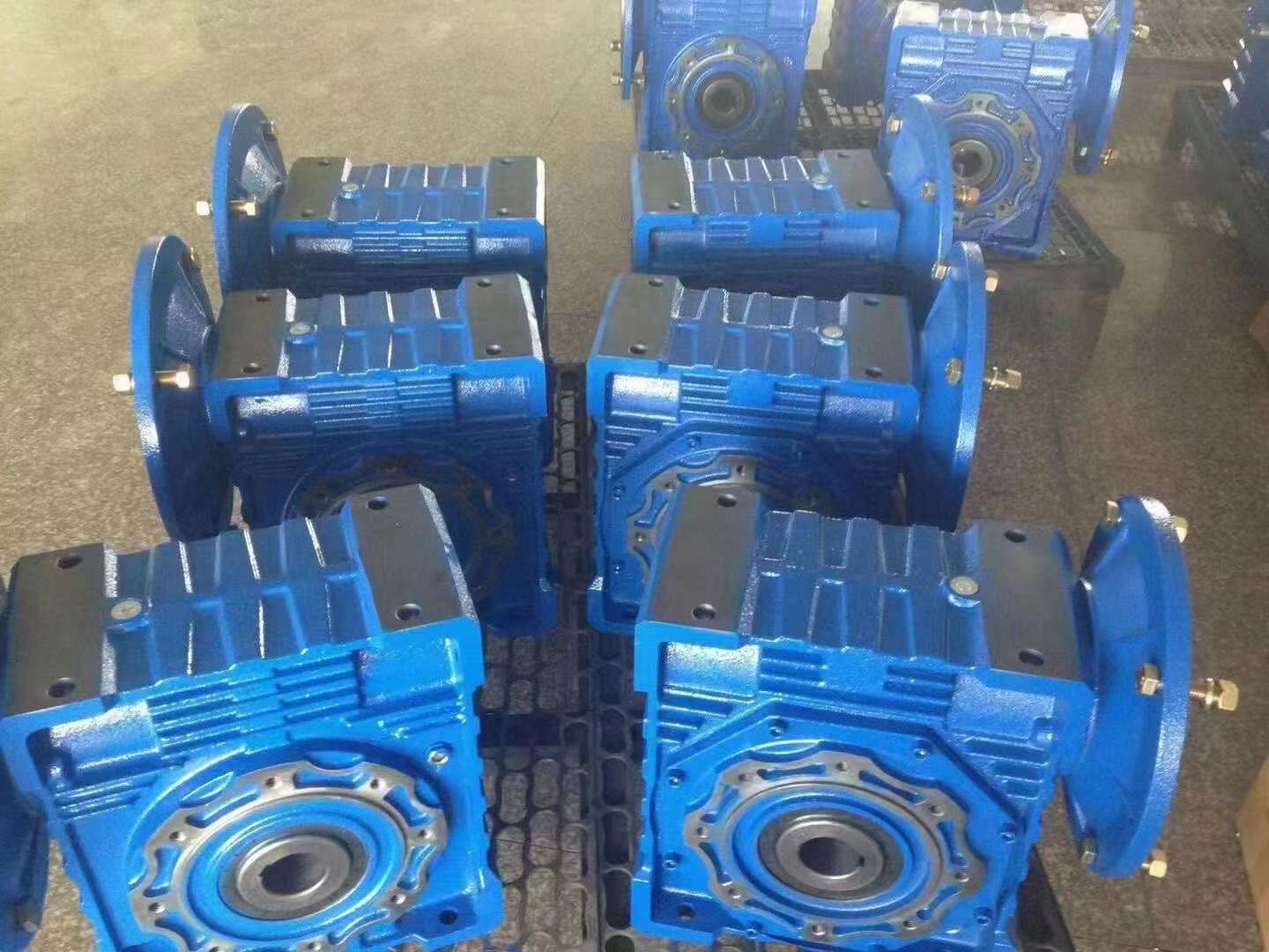 SF77-Y2.2KW-NA11תټٻT8-2:1-1-1-D