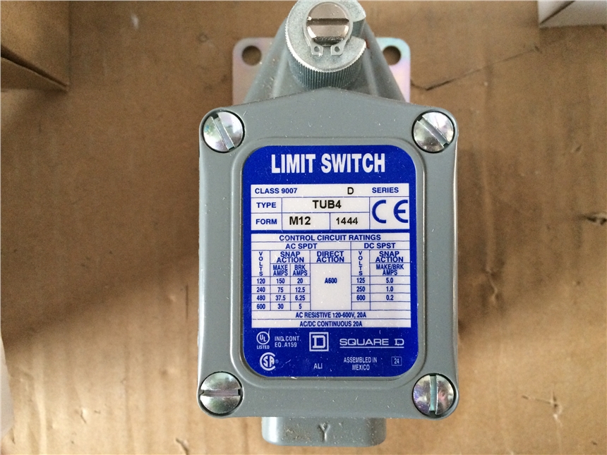 SQUARE-Dλ 9007TUB4M12