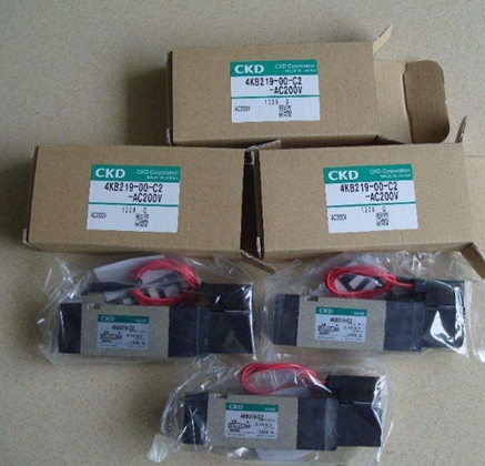 ϲ CKD Ԫ 4F210-08-AC110V/Z