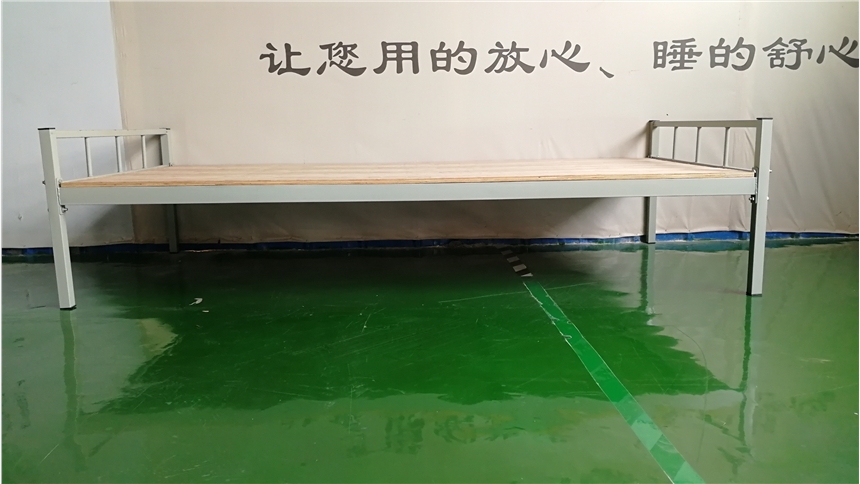 赣州永固铁床0011号90单层方管床