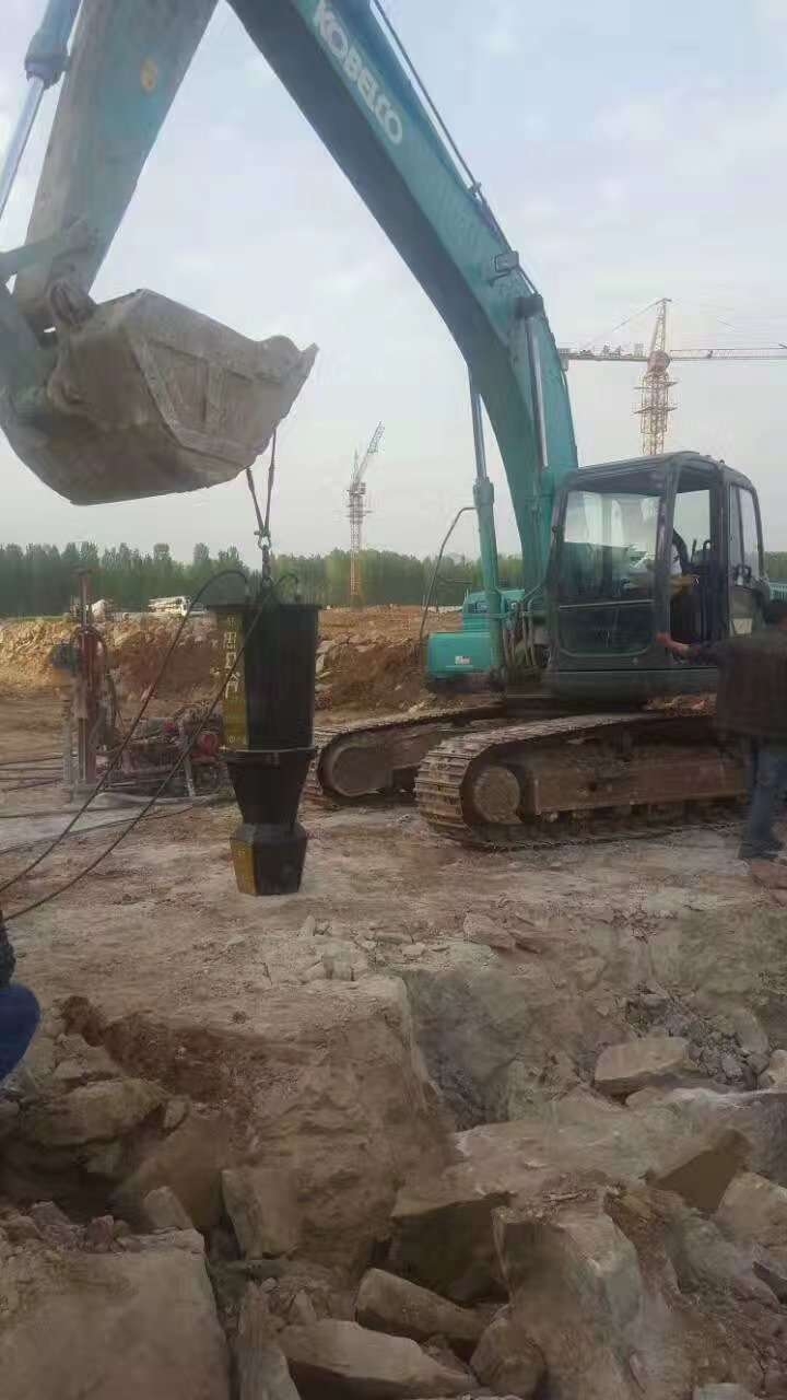 海盐县裂石机采石机图片视频