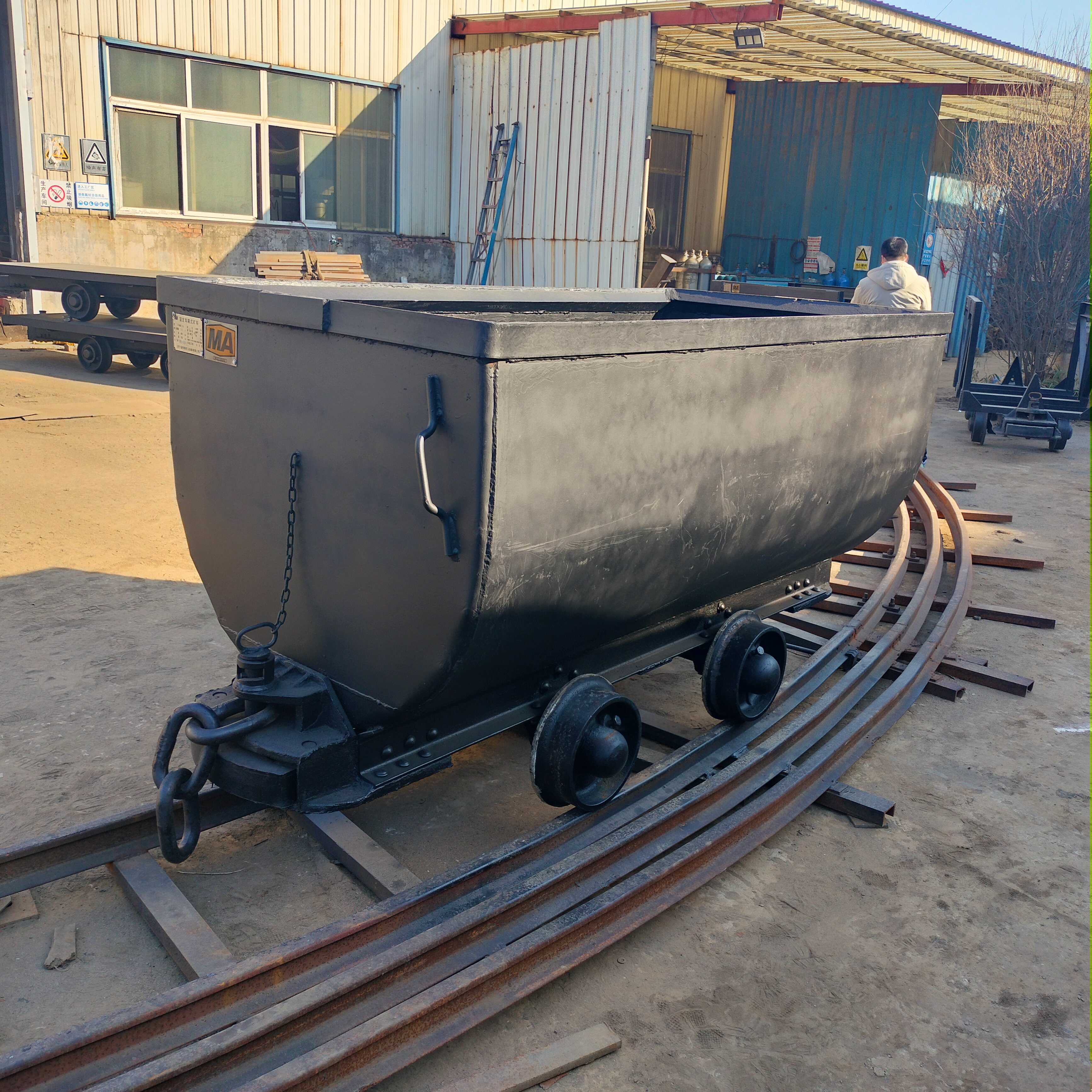 MGC1.7-6Ϳ䳵¹̶ʽʯͳ600mm