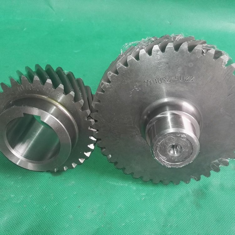 LU132-8.5ݸ˿ѹ2205190867,2205190868